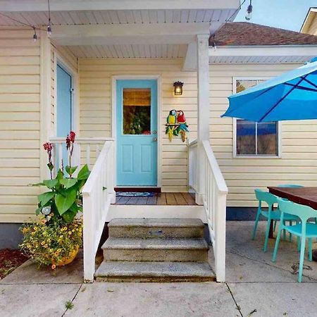 The Blue Door Bungalow Wilmington Extérieur photo
