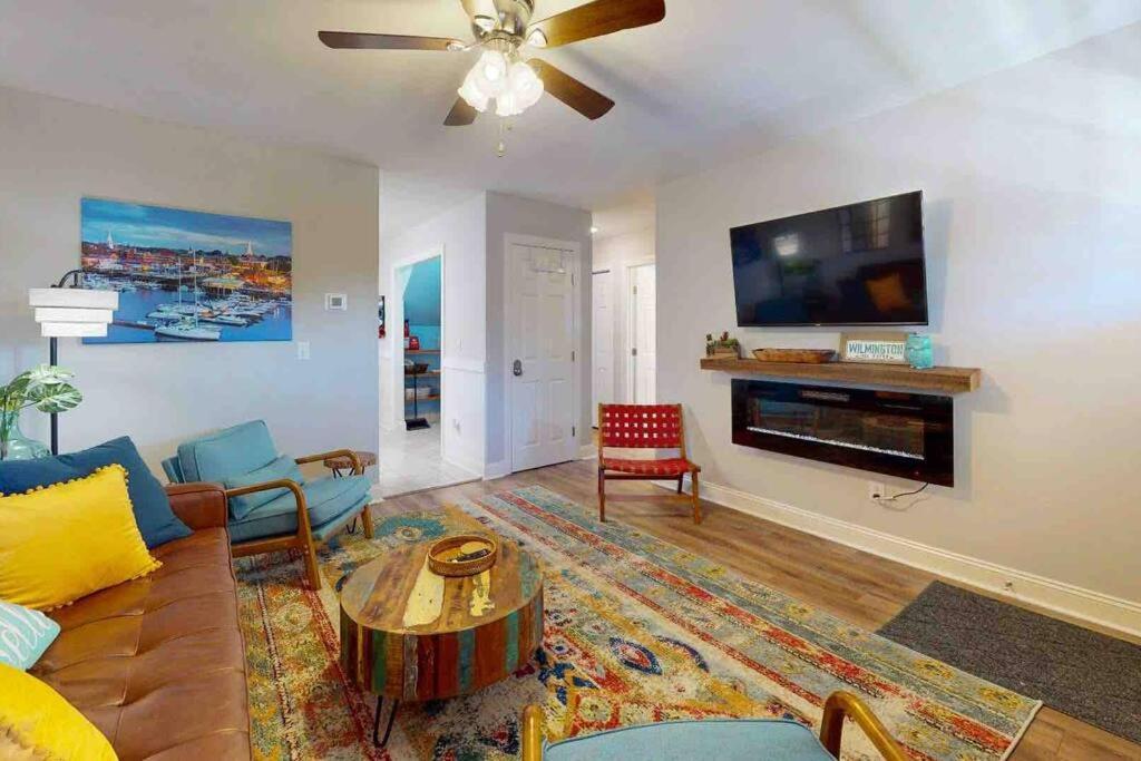 The Blue Door Bungalow Wilmington Extérieur photo