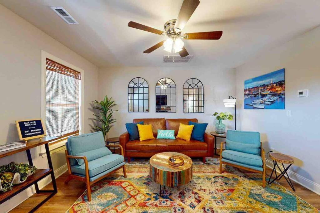 The Blue Door Bungalow Wilmington Extérieur photo