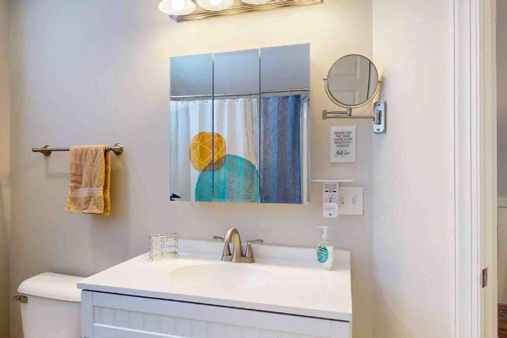 The Blue Door Bungalow Wilmington Extérieur photo